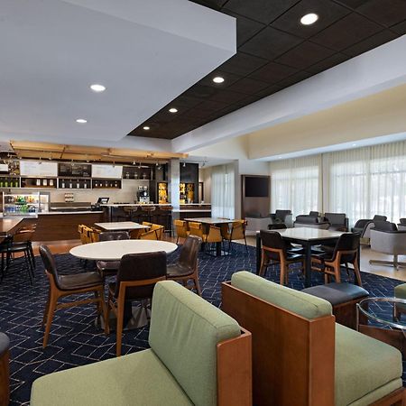 Готель Courtyard By Marriott San Antonio Downtown Екстер'єр фото